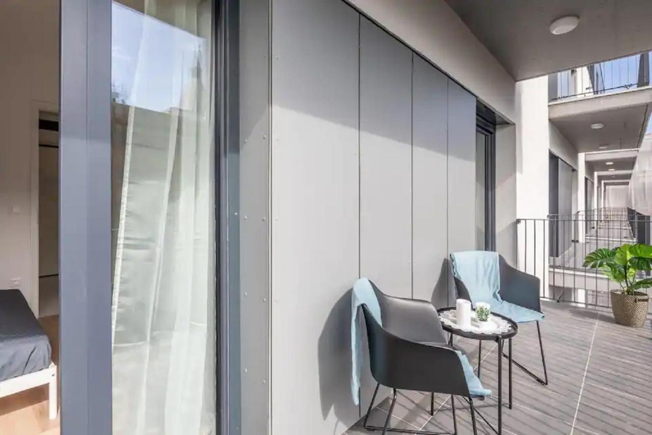 Brand New Modern Apartment-2 Rooms-Balcony-Garage Budapeste Exterior foto