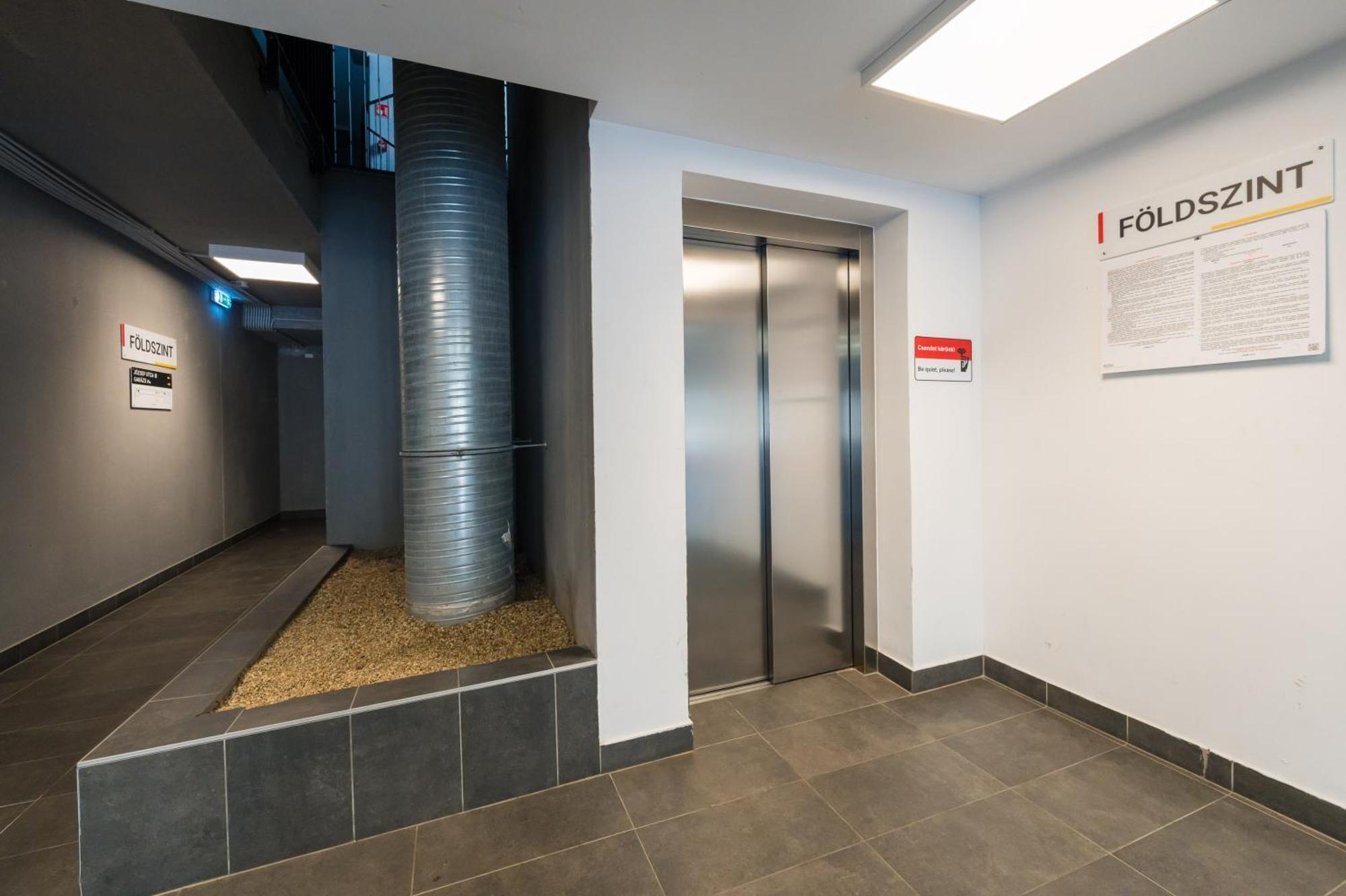 Brand New Modern Apartment-2 Rooms-Balcony-Garage Budapeste Exterior foto